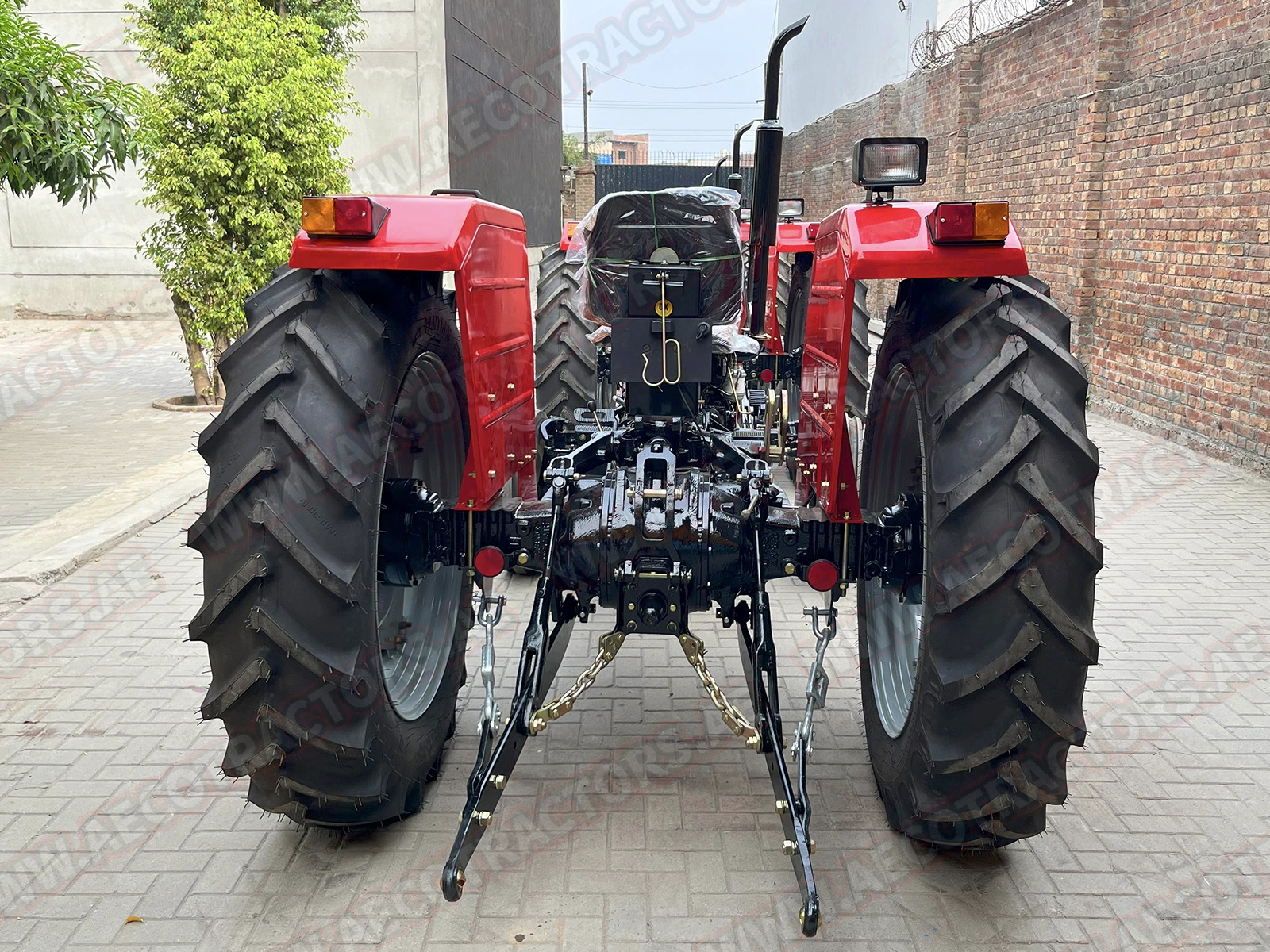 mf 290 tractor